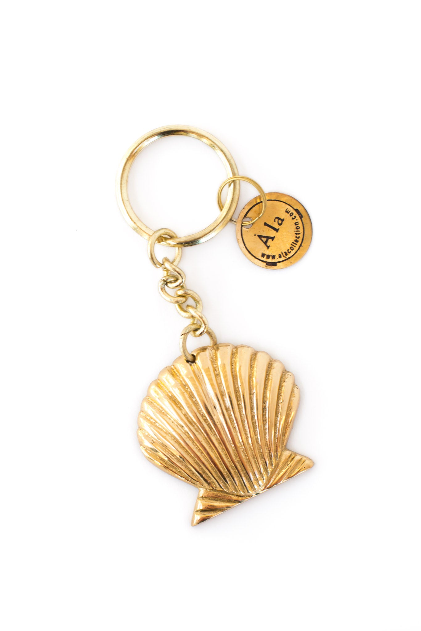 A la Collection Brass Shell Keychain Gathered Home